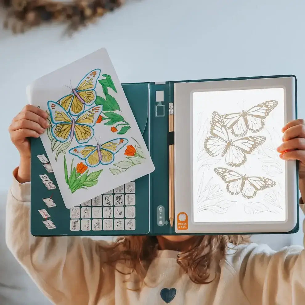 Svítící tablet na kreslení tužkou - 30 šablon - zvířata