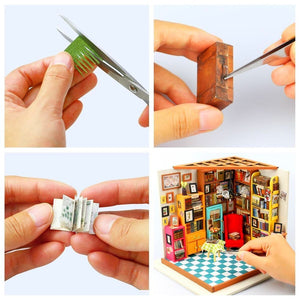 Malovaný model Mini knihovna