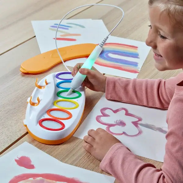 Kouzelný štětec na malování bez šmouh – Color Wonder bez nepořádku