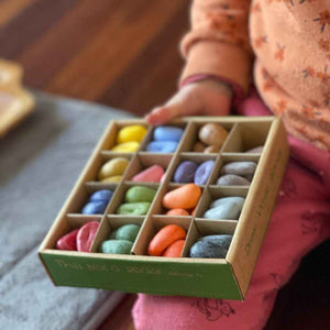 Buntstifte in einer Box mit 64 Stück – 16 Farben - Tublu.de