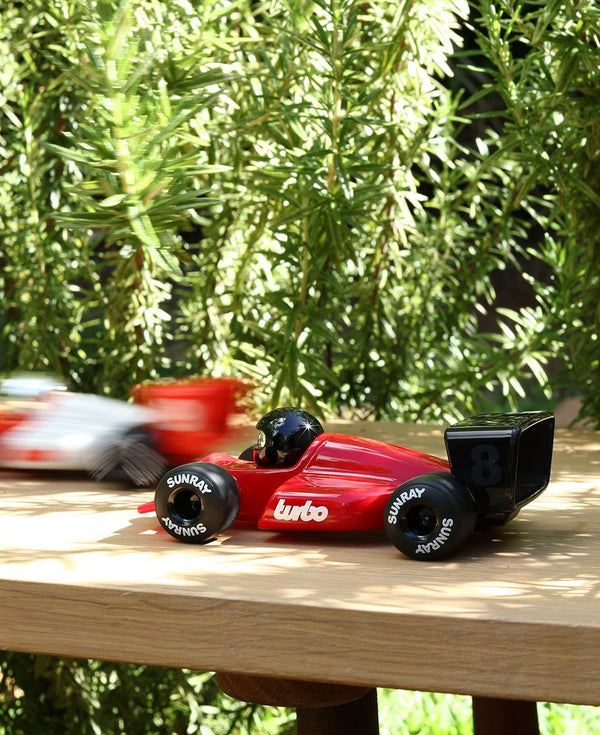 Turbo závodní auto – Laser