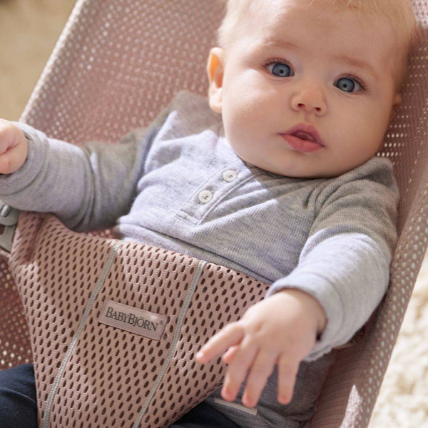 Houpačka pro miminko BLISS MESH - Tmavě růžová
