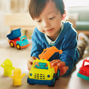 Set mit drei kleinen Baufahrzeugen mit Fahrer – Wonder Wheels - Tublu.de