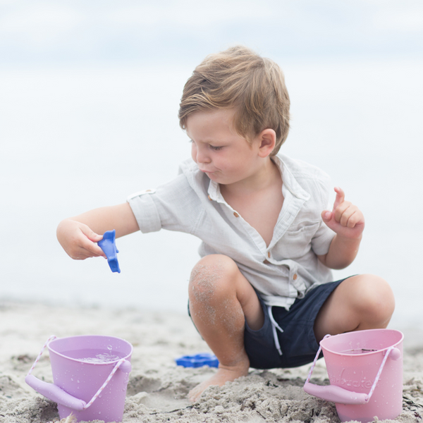 Zusammenklappbarer Eimer für Wasser und Sand – Puderrosa - Tublu.de