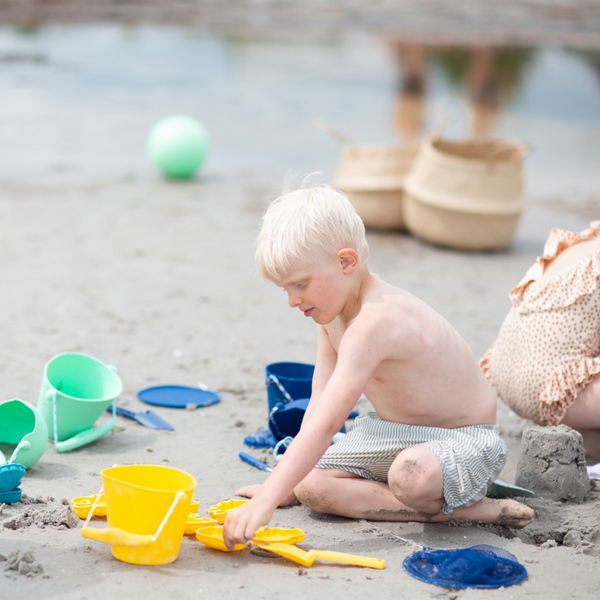 Zusammenklappbarer Eimer für Wasser und Sand – Senf - Tublu.de