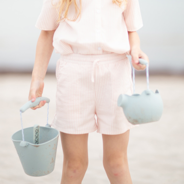 Zusammenklappbarer Eimer für Wasser und Sand – Salbei - Tublu.de