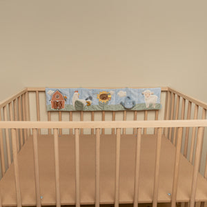 Sensorischer Anhänger für das Kinderbett – Little Farm - Tublu.de