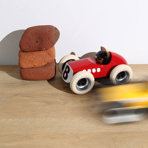 Roadster Egg – Hardy