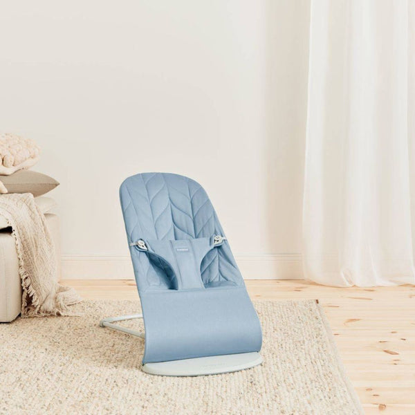 Dětské lehátko BLISS WOVEN Petal Quilt – Modré