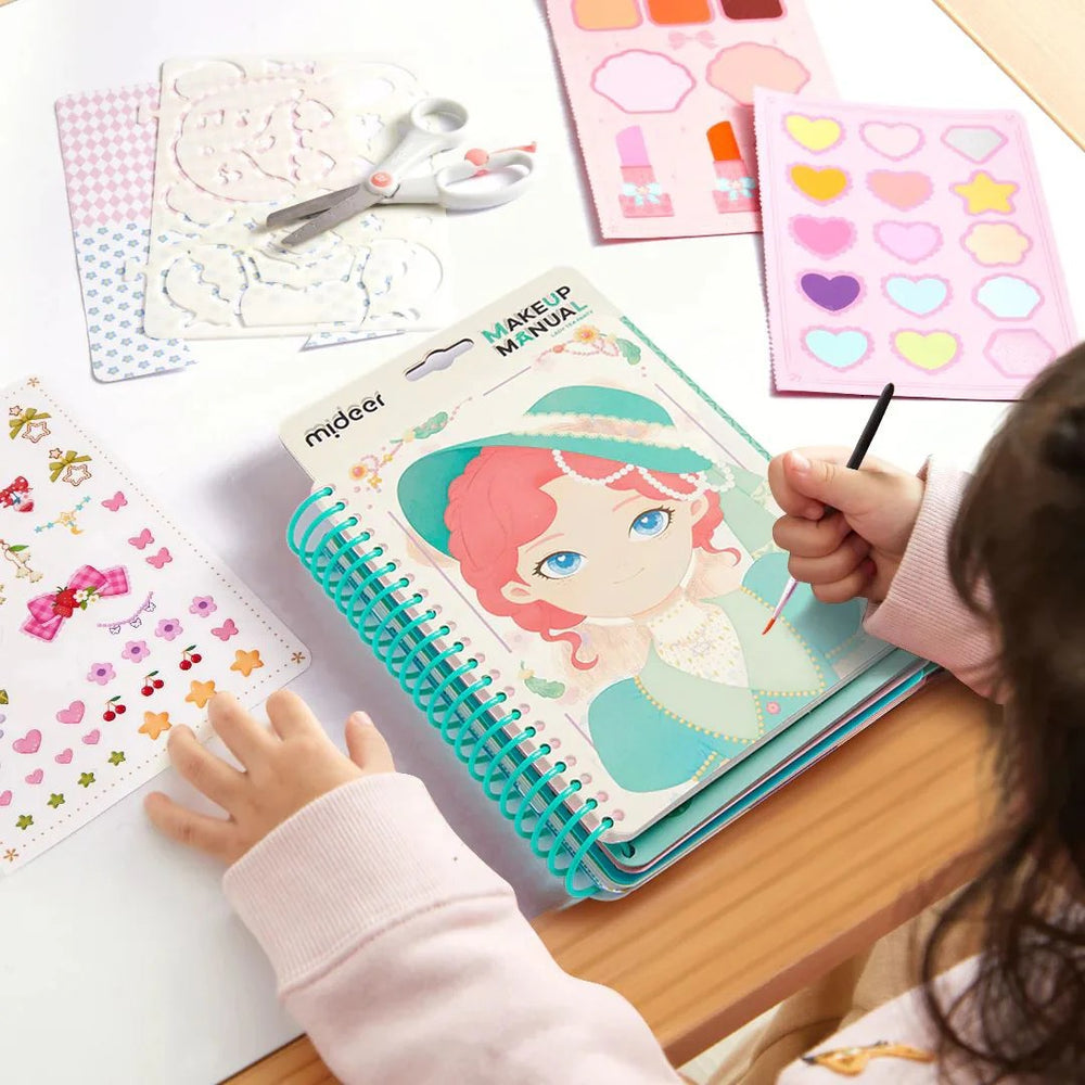 Kreativheft für kleine Designer – Dame auf einer Teeparty - Tublu.de