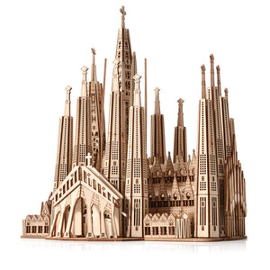 Dřevěné puzzle 3D model – Sagrada Familia