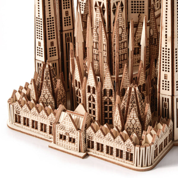 Dřevěné puzzle 3D model – Sagrada Familia