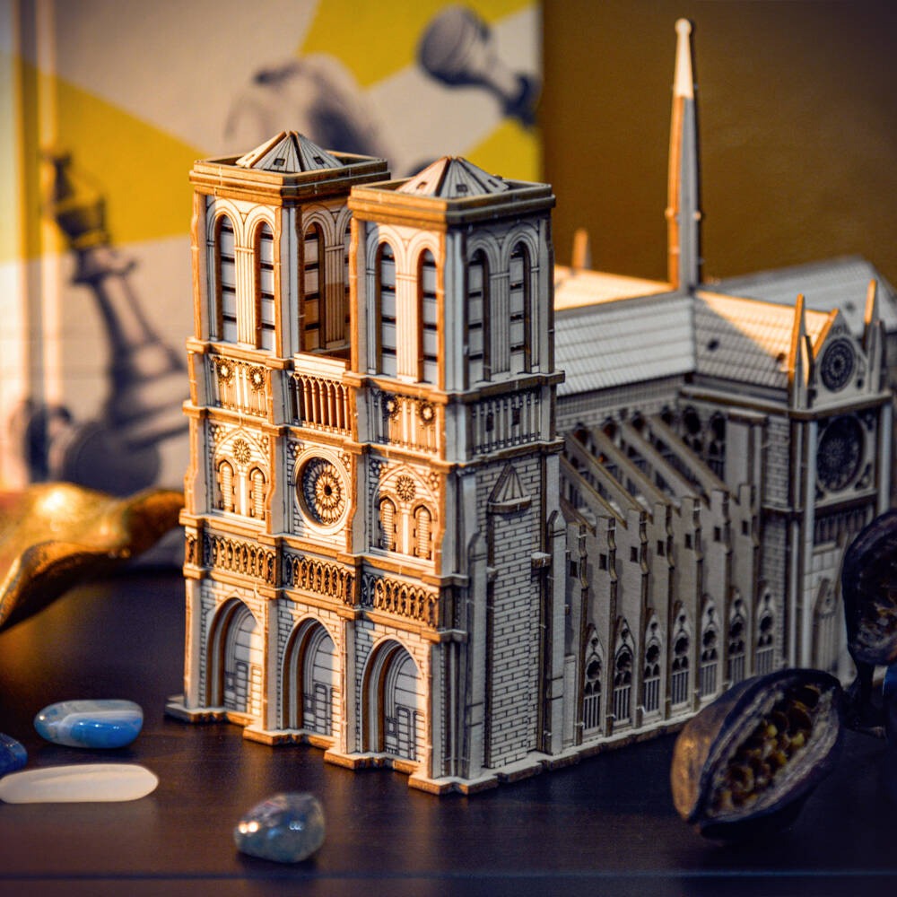 Dřevěné puzzle 3D model – Notre-Dame
