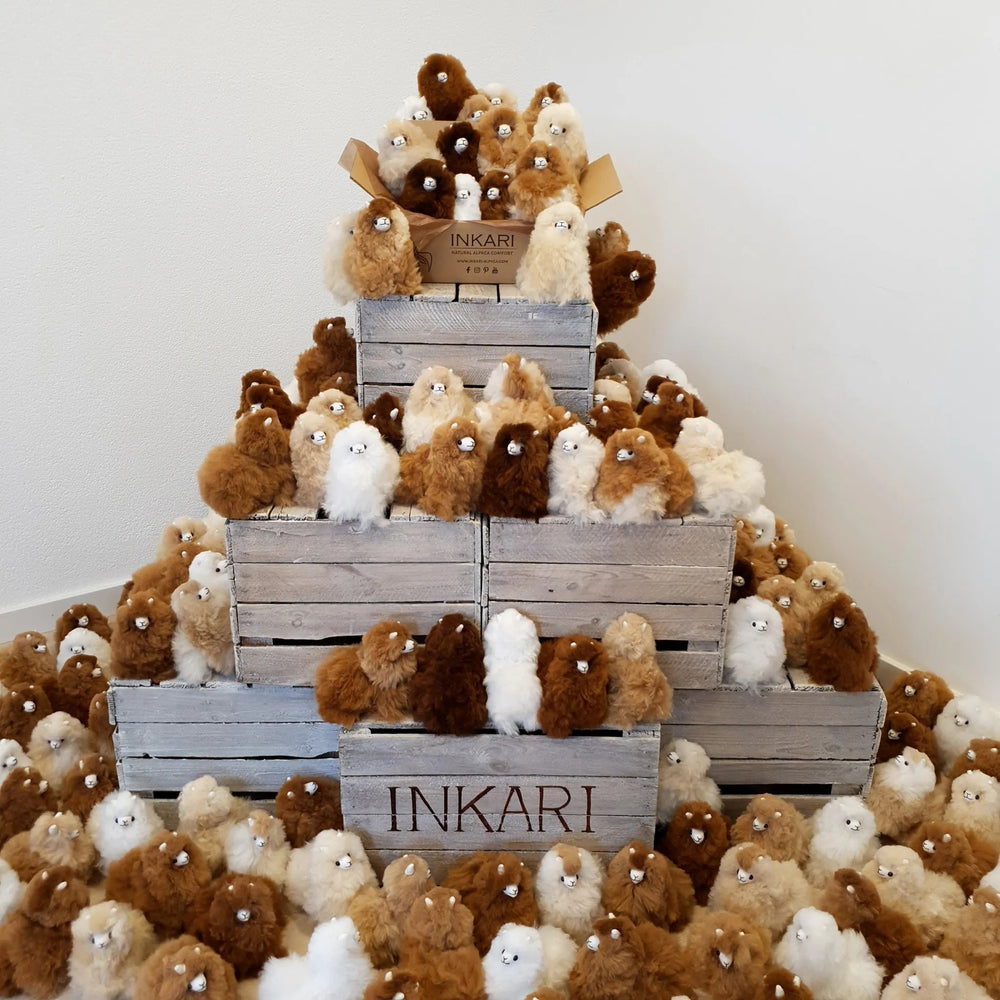 Huňatá alpaka Naturals – Hazelnut 23 cm