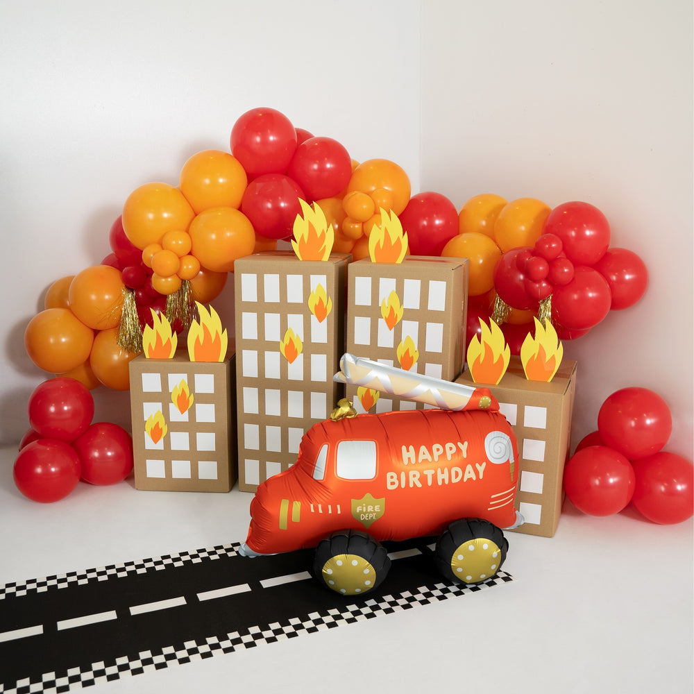Stojací fóliový balónek – Hasičské auto 67 x 53 cm