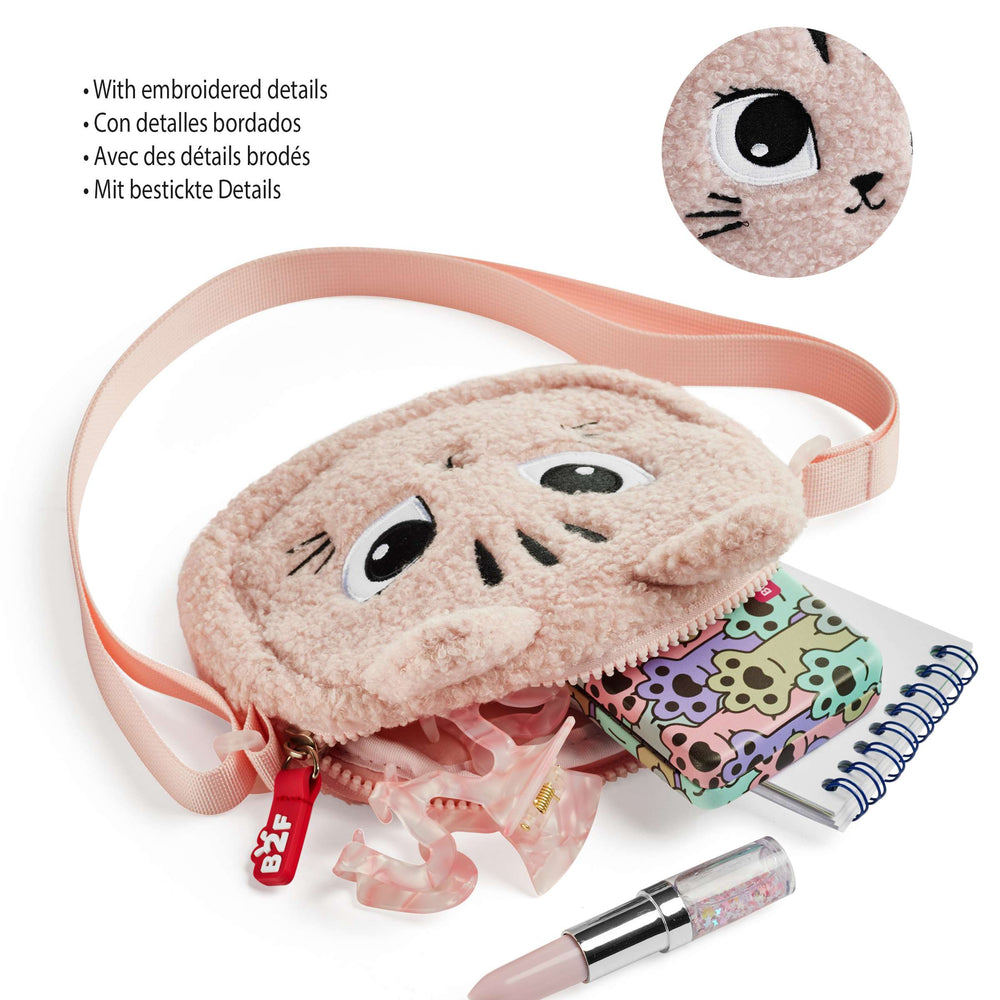 Chlupatá kabelka – Koťátko
