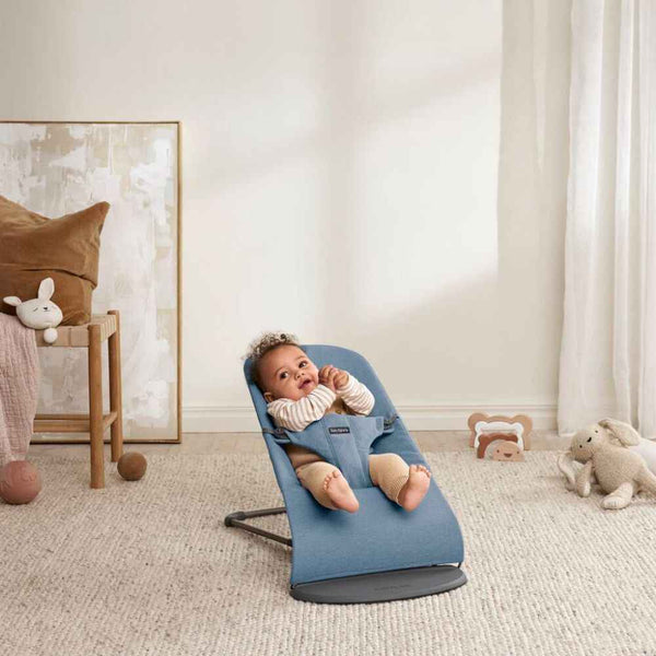 Leżaczek BABYBJORN BLISS WOVEN - Niebieski melanż