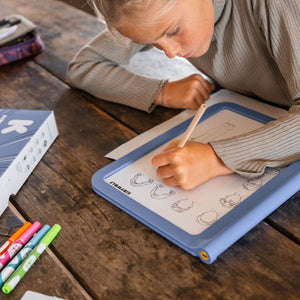 Svítící tabulka pro nácvik psaní a kreslení Kidydraw Pro – Manga