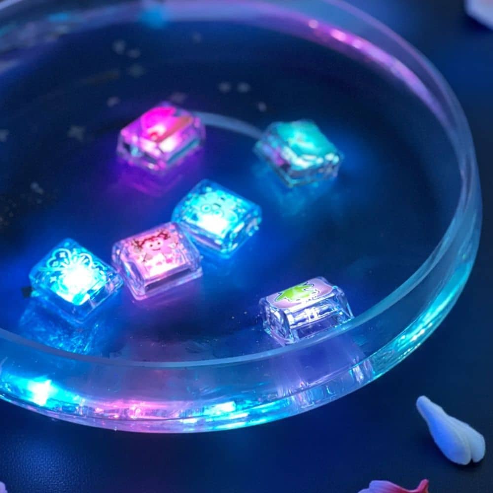 Senzorické kostky, které svítí ve vodě – Víly, 6 kusů