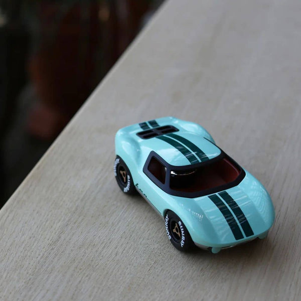 Auto Ken-Auto – Parton