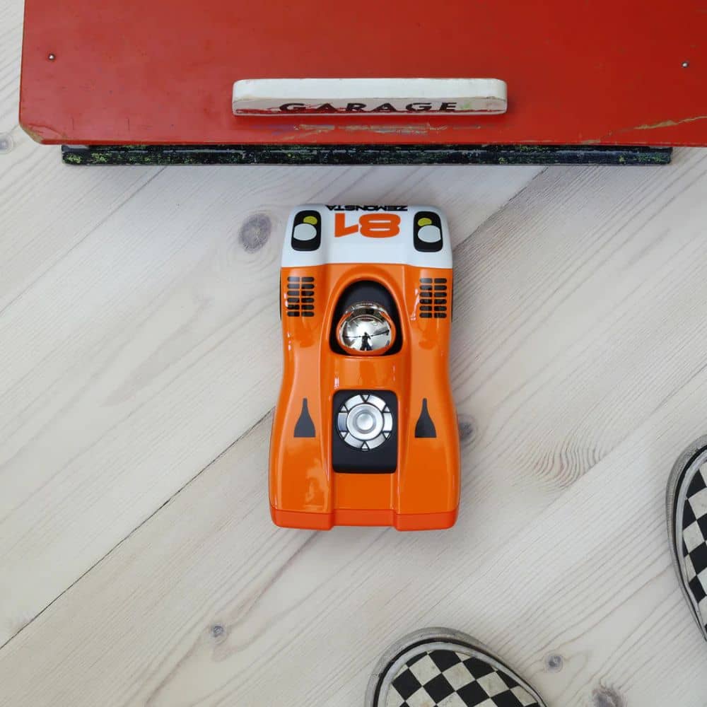 Závodní auto Playforever – Egon