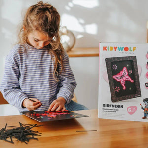 Sada pro výrobu svítící nástěnné dekorace – Kidyneon Pohádka, 3 kusy