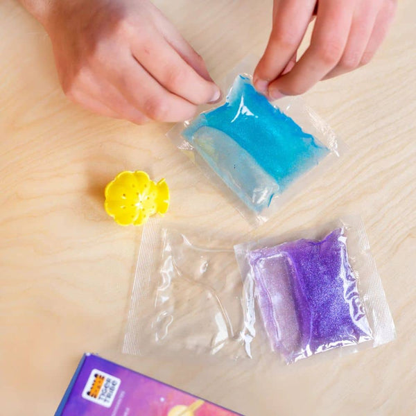 DIY sada galaktické skákací kuličky – vytvoř si 2 vlastní hopíky