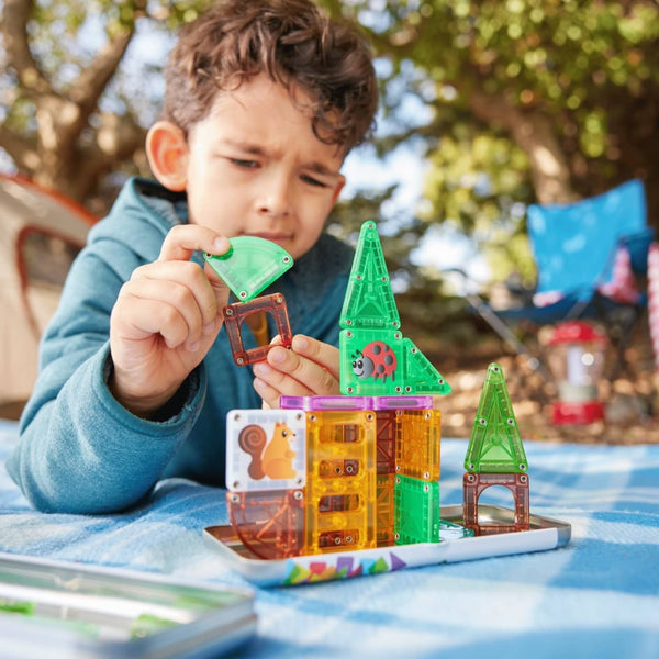 Magnetické kostky – Treehouse Travel od microMAGS, 24 dílů