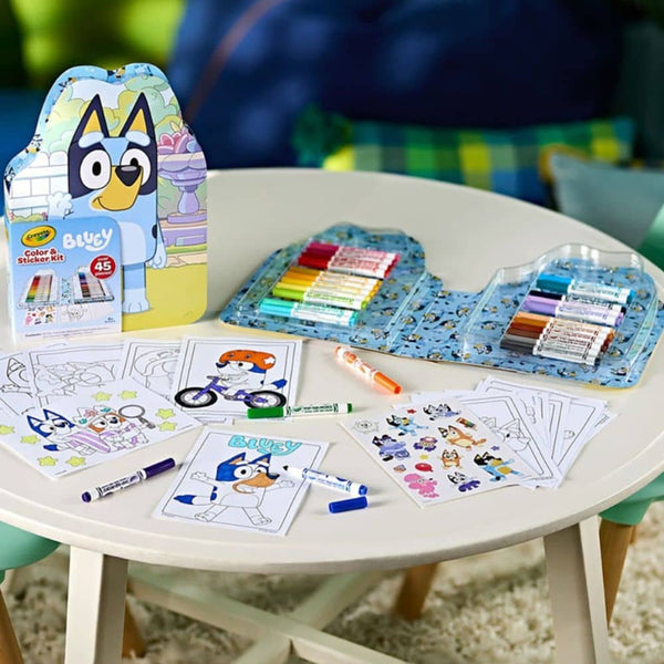 Sada omalovánek s fixami a samolepkami – Bluey (47 dílů)