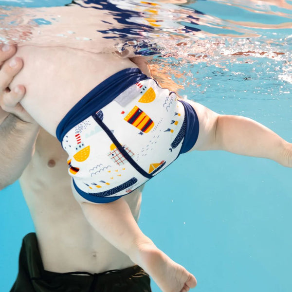 Happy Nappy DUO kojenecké plavky 6–12 měsíců – Tug Boats (L)