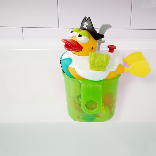 Plavající kachna do vany s 13 příslušenstvím - Pirátská kachna