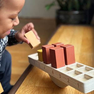 Montessori balanční hra - Equilibrium (16 dřevěných bloků)