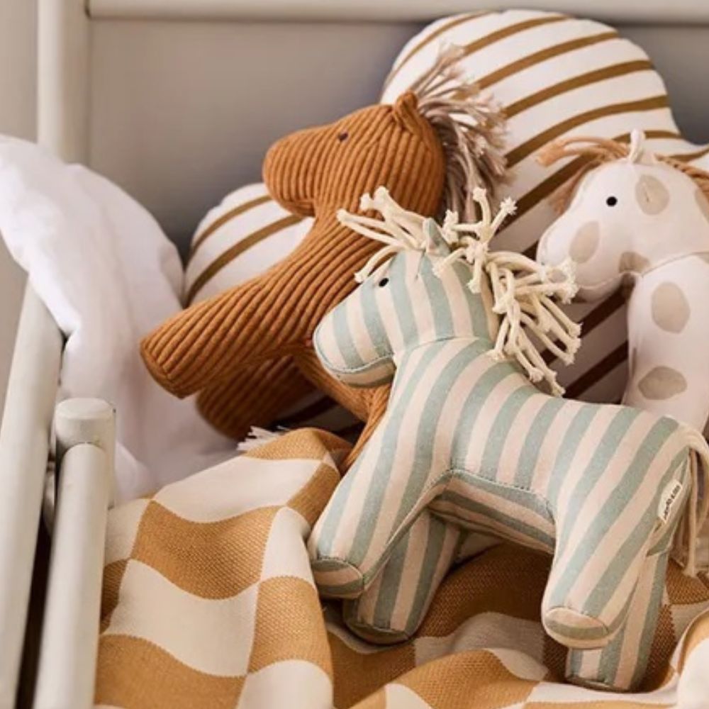 Kuscheltier Pferd Vera AIDEN von Kid's Concept aus braunem Cord