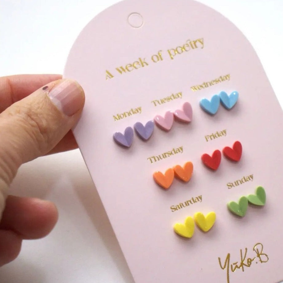 Yuko B. Ohrstecker-Set Poesie-Woche Herzen mit 7 Paar
