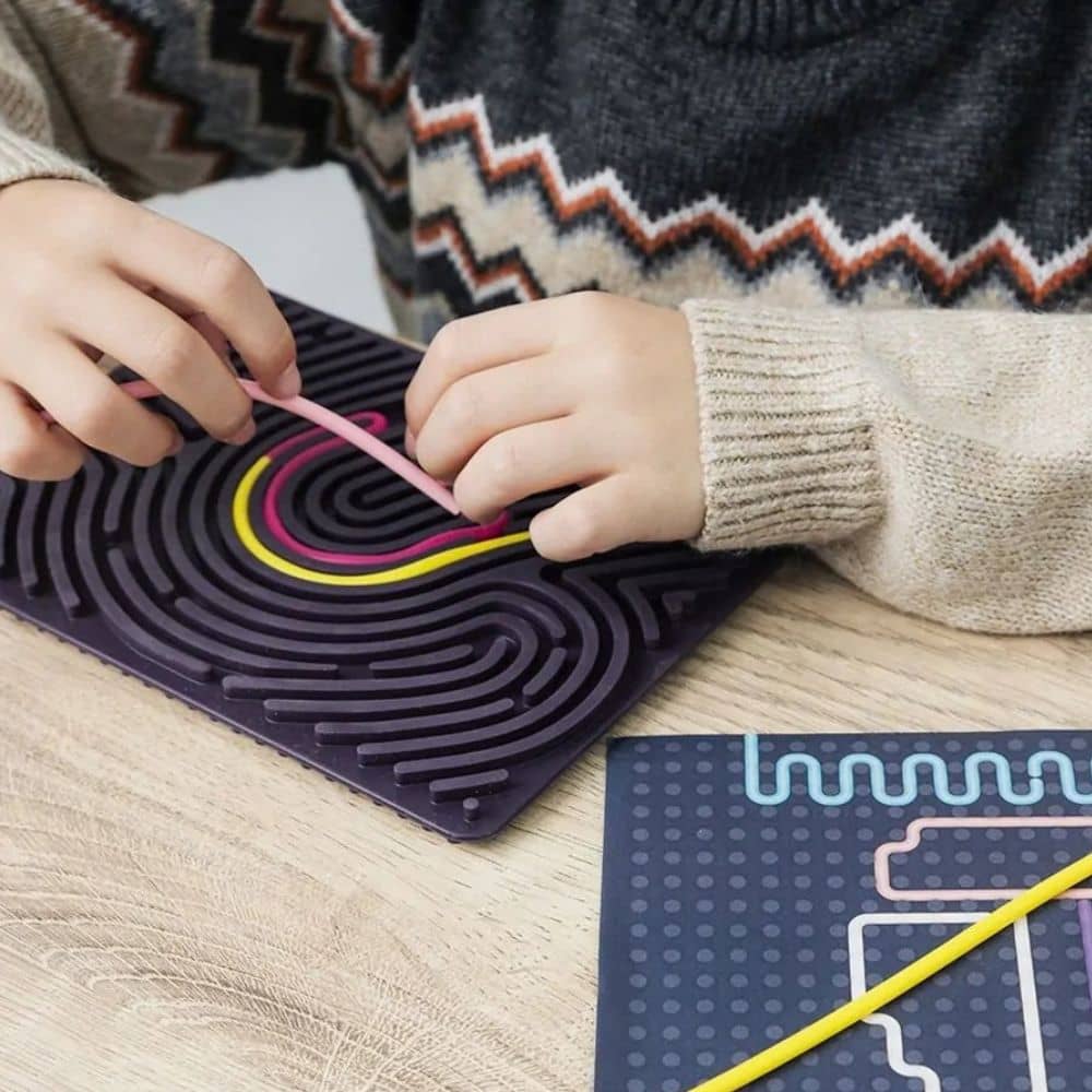 Miniland Flexihetti Sensorik-Tablet - quadratische Silikontafel mit Verpackung