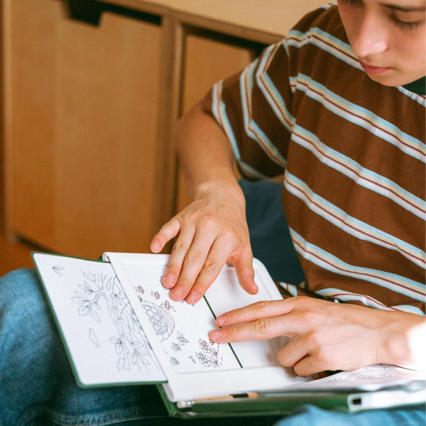 Podsvícený tablet na obkreslování - KidyDraw s 30 předlohami, Cozy (od 8 let)