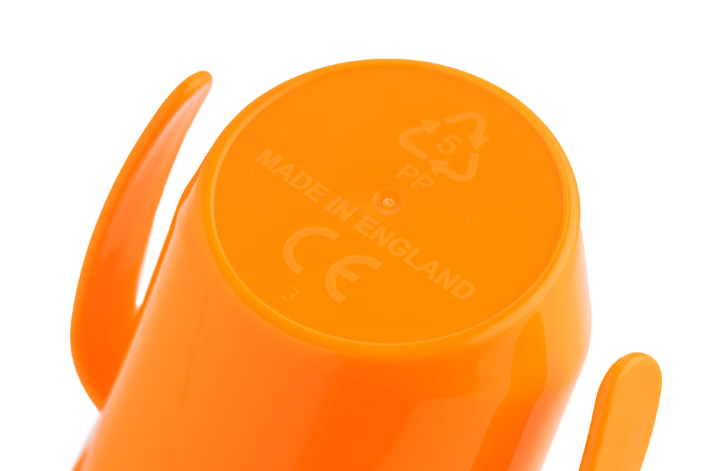 Doidy Cup orange kaufen Bickiepegs Trinkbecher mit schrägem Design für Kinder