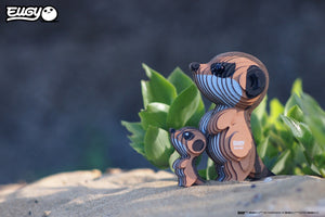 3D Öko-Puzzle Erdmännchen von Eugy in detailreicher Montage mit zwei niedlichen Erdmännchenfiguren