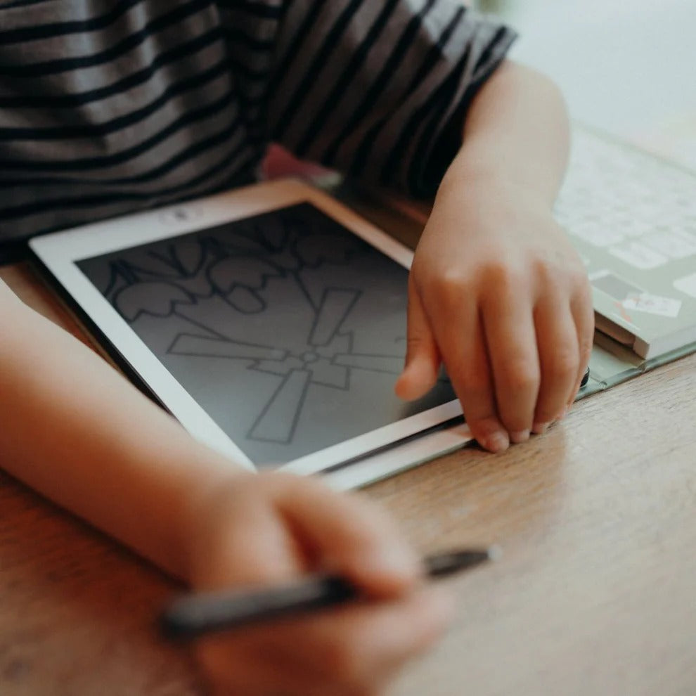 Grafiktablett Kidydraw Mini Dinosaurier mit leuchtenden Zeichnungen und inspirierenden Vorlagen für Kinder