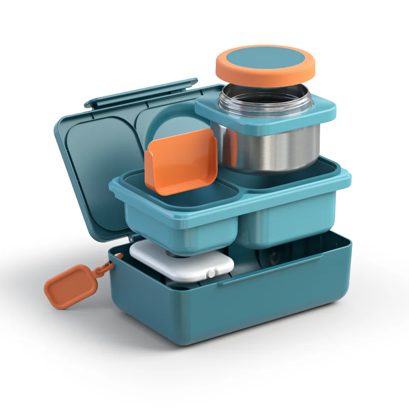 Lunchbox mit Thermosbehälter OmieBox Up – Teal Green mit offenem Fach und Edelstahl-Thermosbehälter gefüllt mit Essen