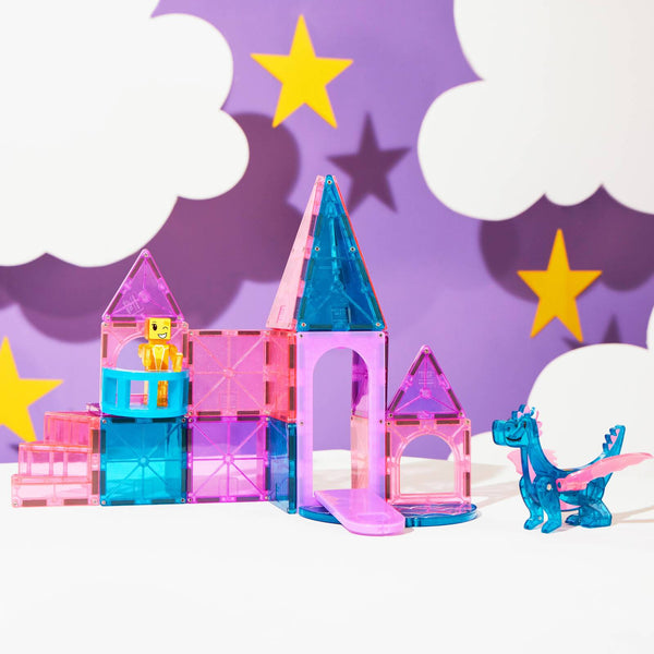Magnetbausteine Burg Set von MAGNA-TILES mit einem pinken und blauen Schloss und einem Drachen