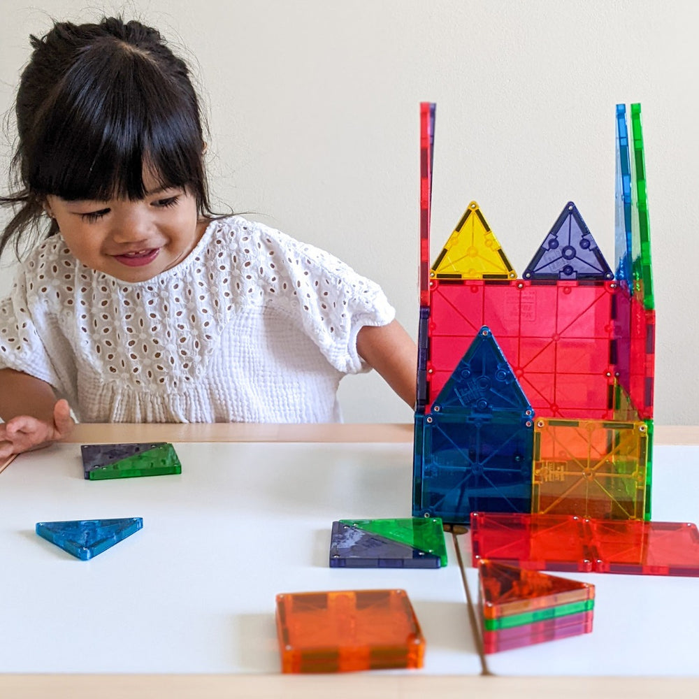 MAGNA-TILES Magnetbausteine Kinder im 32-teiligen Set in bunten Farben für kreatives Spielen