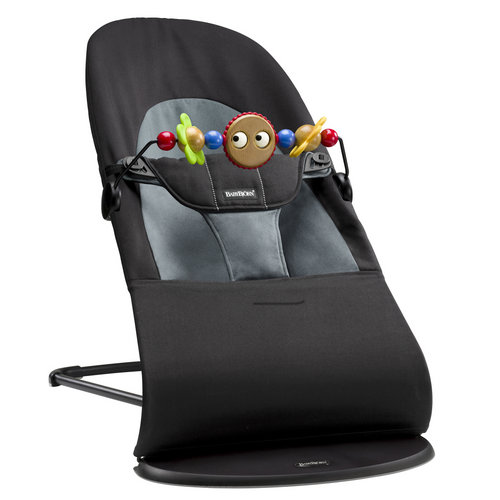 Dětské lehátko BALANCE SOFT – Černé/Tmavě šedé + hračka