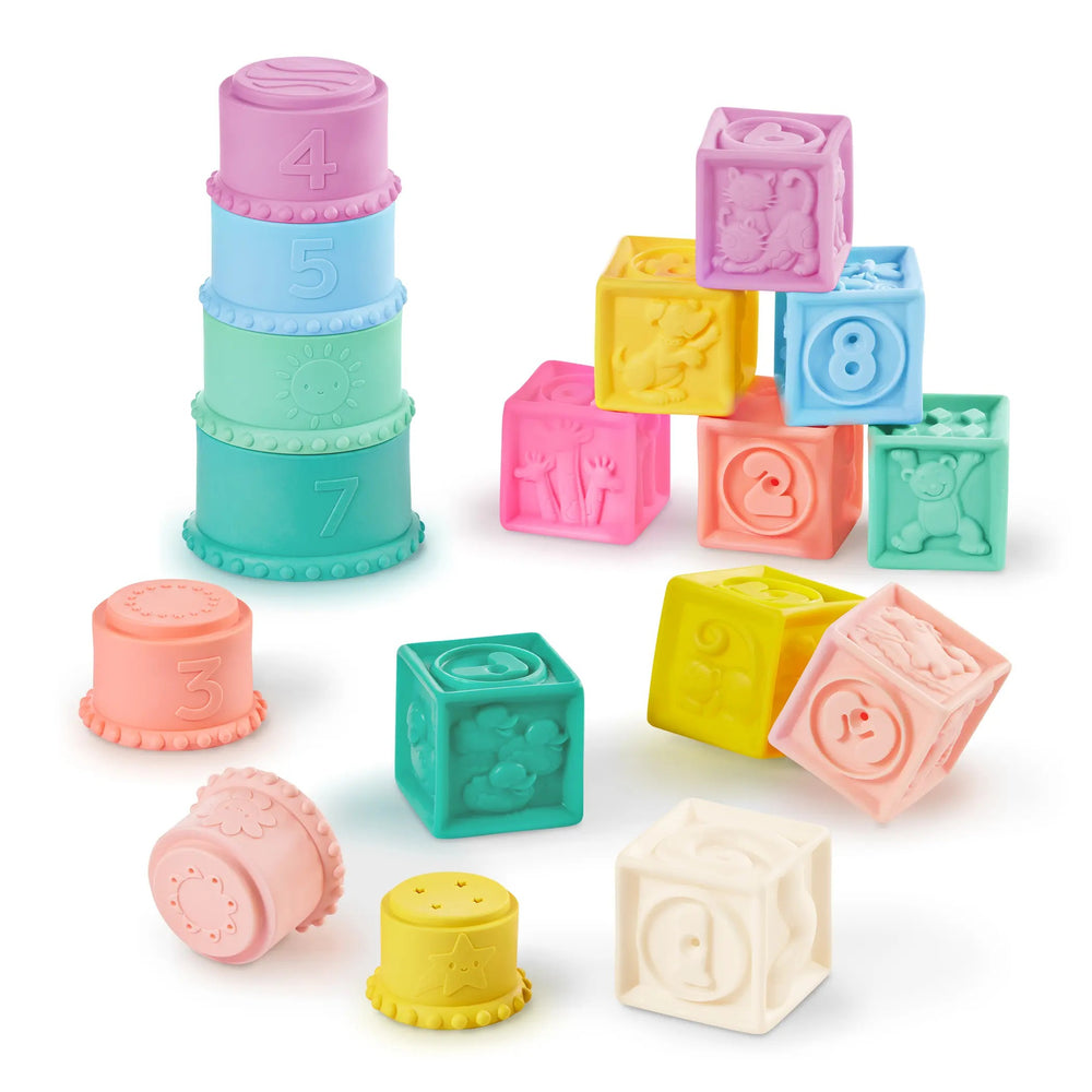 Měkké kelímky a senzorické kostky 2v1 – Stackin’ Squishies 17 dílků