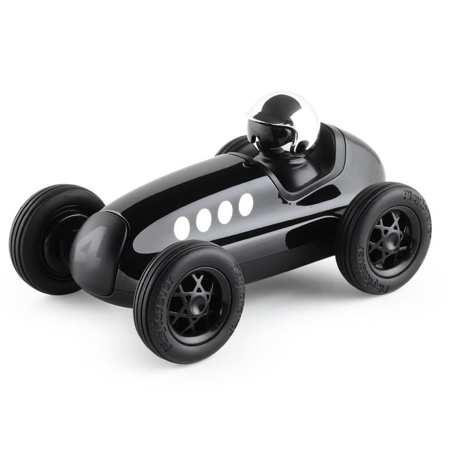 Sportovní auto Lorentino – Verona
