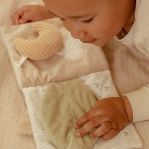 Velká aktivní kniha pro miminka – Newborn Naturals