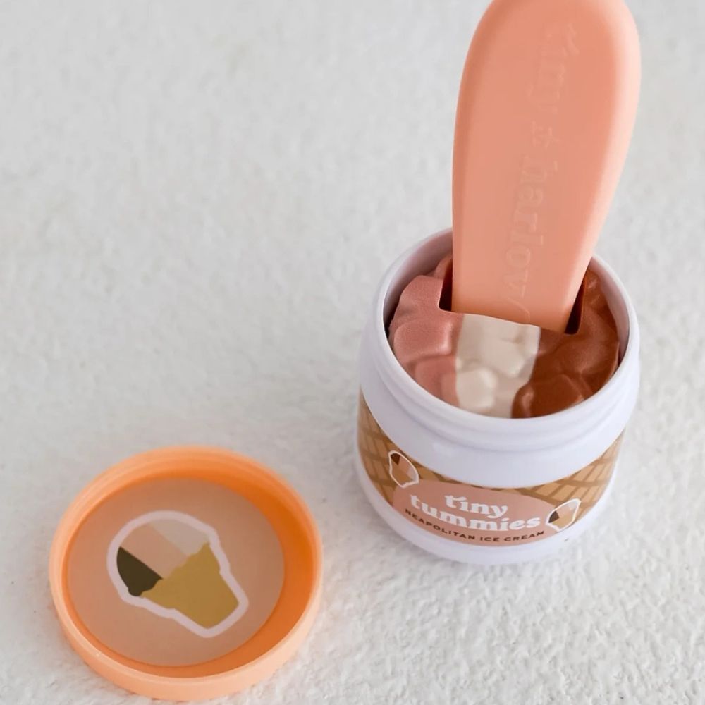 Tiny Harlow magisches Glas Füttern Puppen Set mit einem Löffel und einer Eiscreme Verpackung